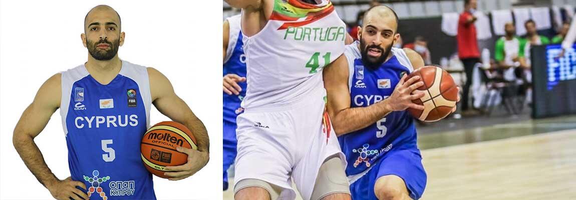 O Σάιμον Μιχαήλ ξυρίζεται για καλό σκοπό (vid) thumb
