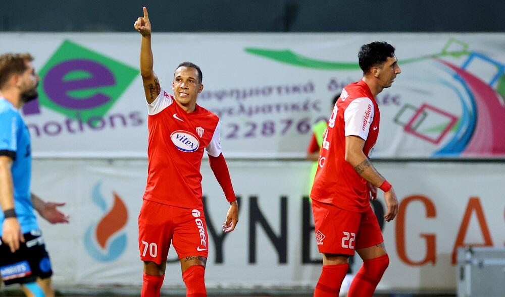 ΒΙΝΤΕΟ: Το... φαλτσαριστό 1-0 της Νέας Σαλαμίνας! thumb