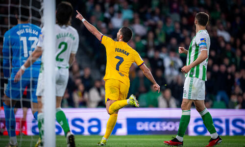 La Liga: «Σόου» Φεράν Τόρες στη νίκη της Μπαρτσελόνα thumb