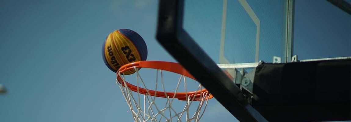 Καλαθιές δίπλα από την θάλασσα της Λάρνακας thumb