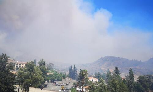 LIVE: Πύρινη κόλαση από Αρακαπά μέχρι Οδού (vid) thumb