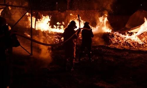 LIVE: Μάχη με τις αναζωπυρώσεις στην Αττική-Βρέθηκε απανθρακωμένη σορός thumb