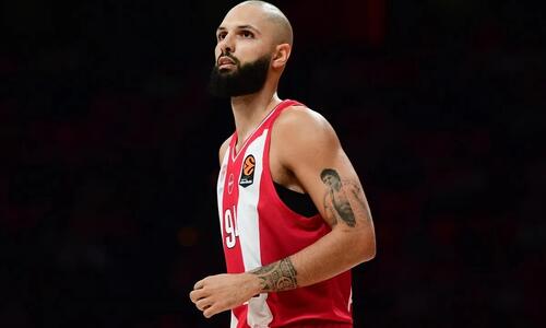 Φουρνιέ στον κόσμο του Ολυμπιακού εν όψει Μπαρτσελόνα: «Να δημιουργήσετε καυτή ατμόσφαιρα» thumb