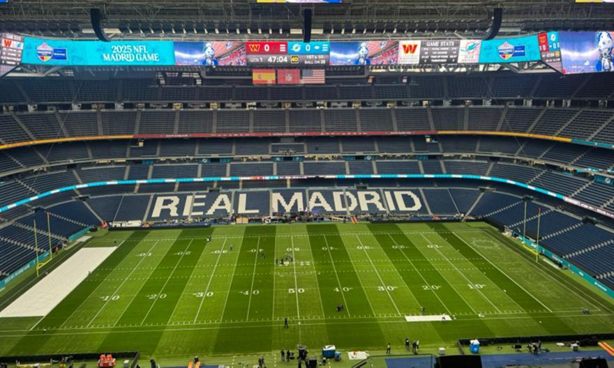 To «Μπερναμπέου» μετατράπηκε σε γήπεδο American football! thumb
