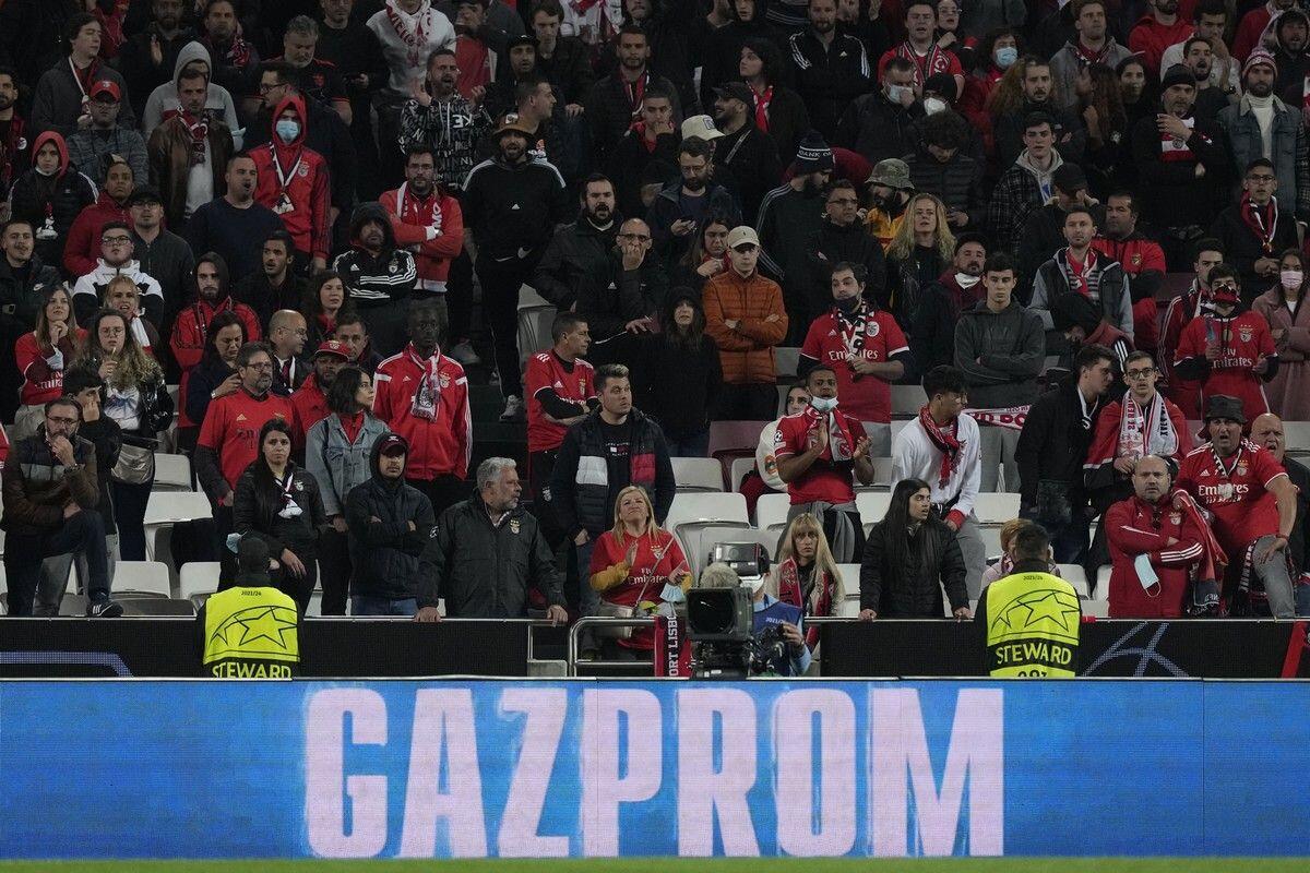 Η UEFA αναζητεί τρόπο να απεμπλακεί από την Gazprom thumb
