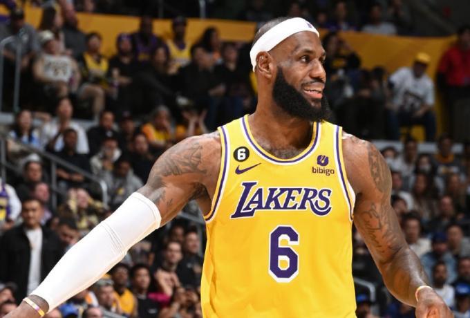 GOAT Λεμπρόν: Μοναδικός έγραψε ιστορία στο NBA! (βίντεο) thumb