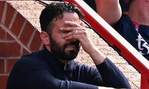 «Είμαι ντροπιασμένος όταν κοιτάω την βαθμολογία της Premier League» thumb