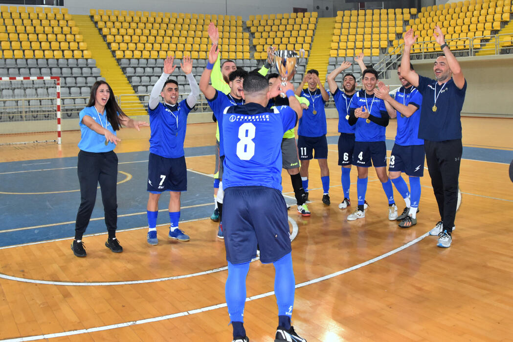 Το Πανεπιστήμιο Frederick στην κορυφή  του Πανεπιστημιακού Πρωταθλήματος Futsal thumb
