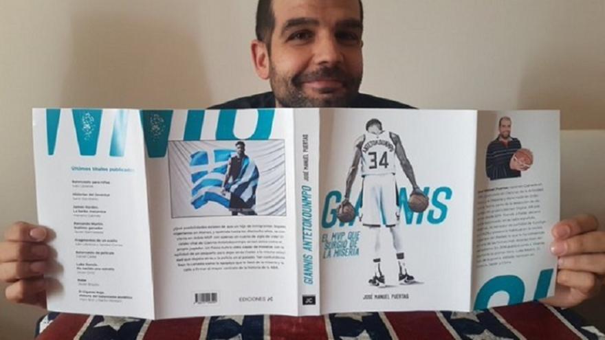 Ισπανός δημοσιογράφος έγραψε βιβλίο για τη ζωή του Αντετοκούνμπο thumb