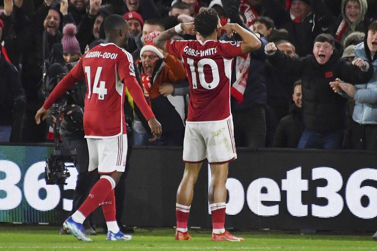 Νότιγχαμ - Μάντσεστερ Γιουνάιτεντ 2-1:«Κατραπακιά» στο... αντίο του 2023 thumb