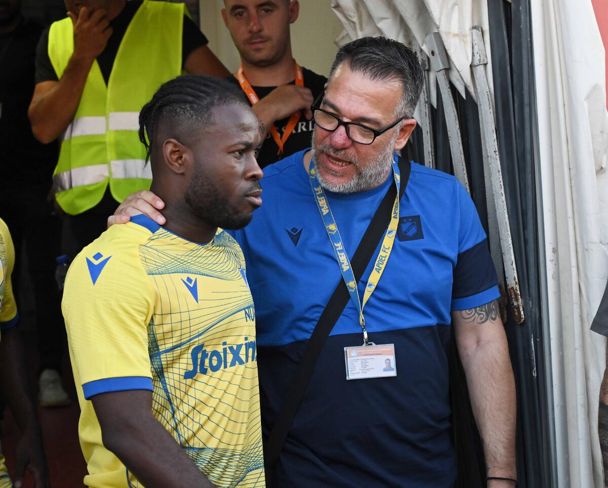 Επίσημη θέση ΑΠΟΕΛ για Σούσιτς, Μάιερ, Μπα thumb