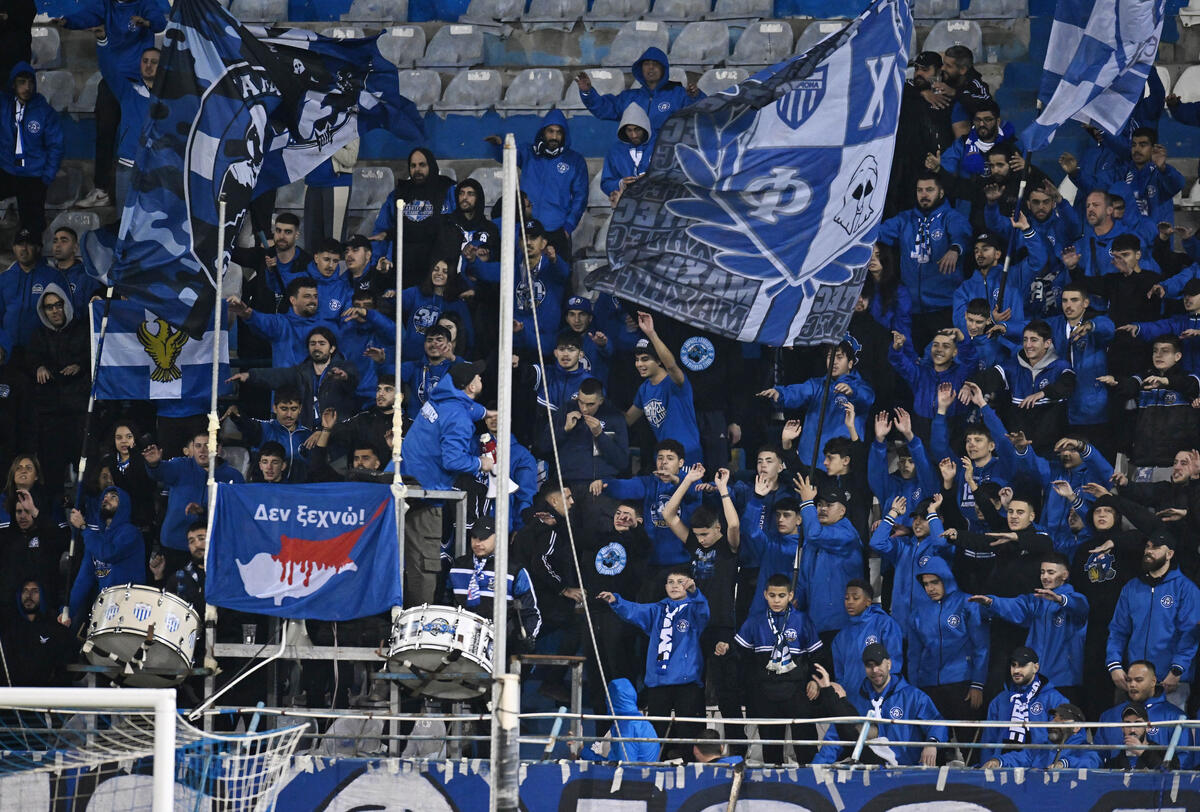 «Ορισμένοι ίσως έχουν συγχύσει τη σιωπή μας ως αδυναμία - Μόνοι μας απέναντι σε όλους σας» thumb