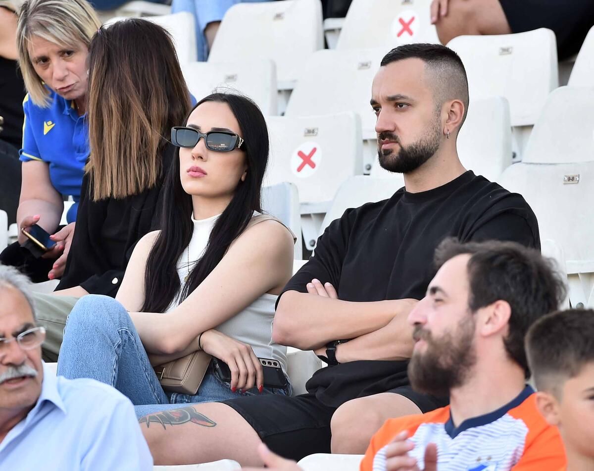 Οι ΑΠΟΕΛίστες στις κερκίδες (pics) thumb