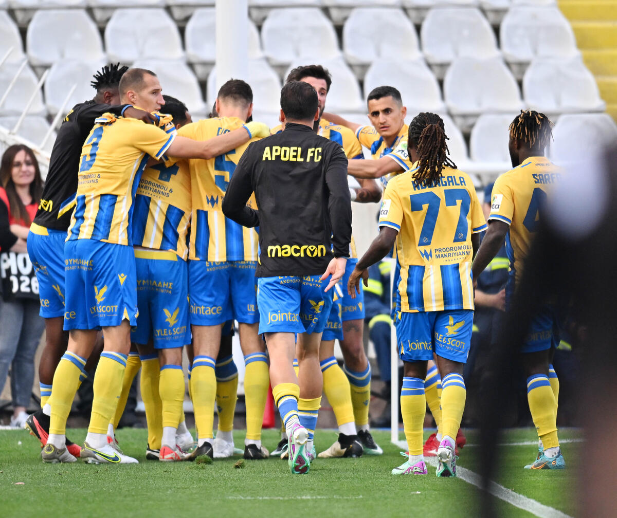 ΑΠΟΕΛ – ΑΕΚ 1-1: Μάγκικο «γαλαζοκίτρινο» πρωτάθλημα! thumb
