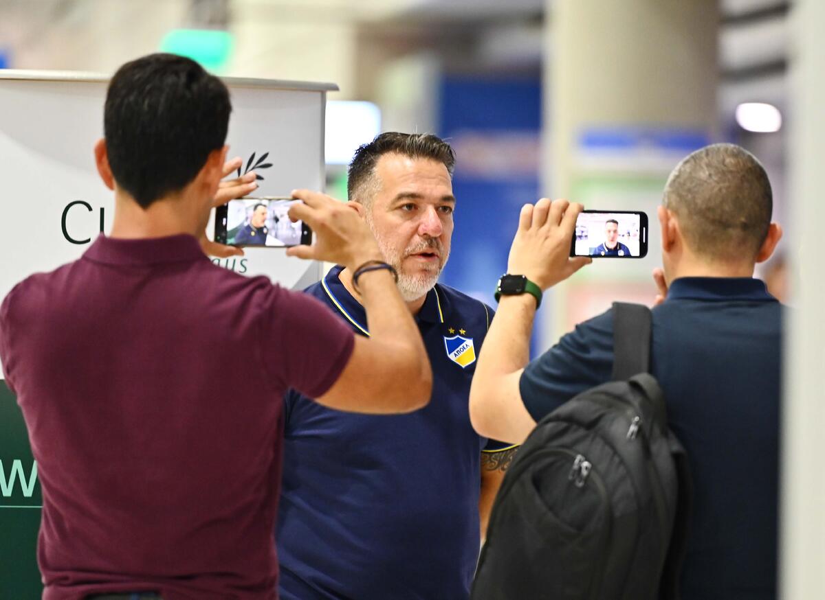 Πετεβίνος: «Έχει τεθεί ως στόχος από όλους η επιστροφή στους ομίλους» thumb