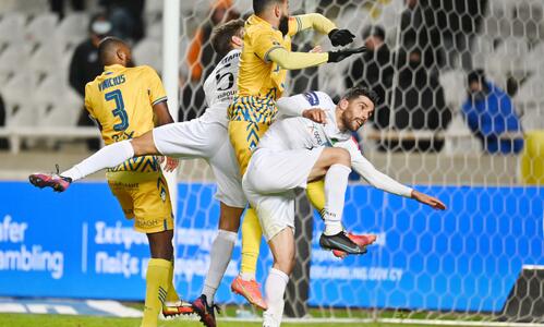 (ΤΕΛΙΚΟ) ΑΠΟΕΛ-Ολυμπιακός 2-1  thumb