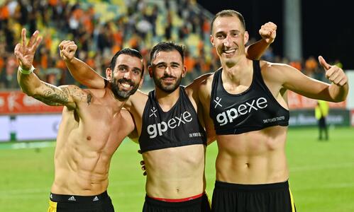 Αρχηγικό μήνυμα μετά το διπλό: «Προχωράμε παρά τα προβλήματα» (ΦΩΤΟ) thumb