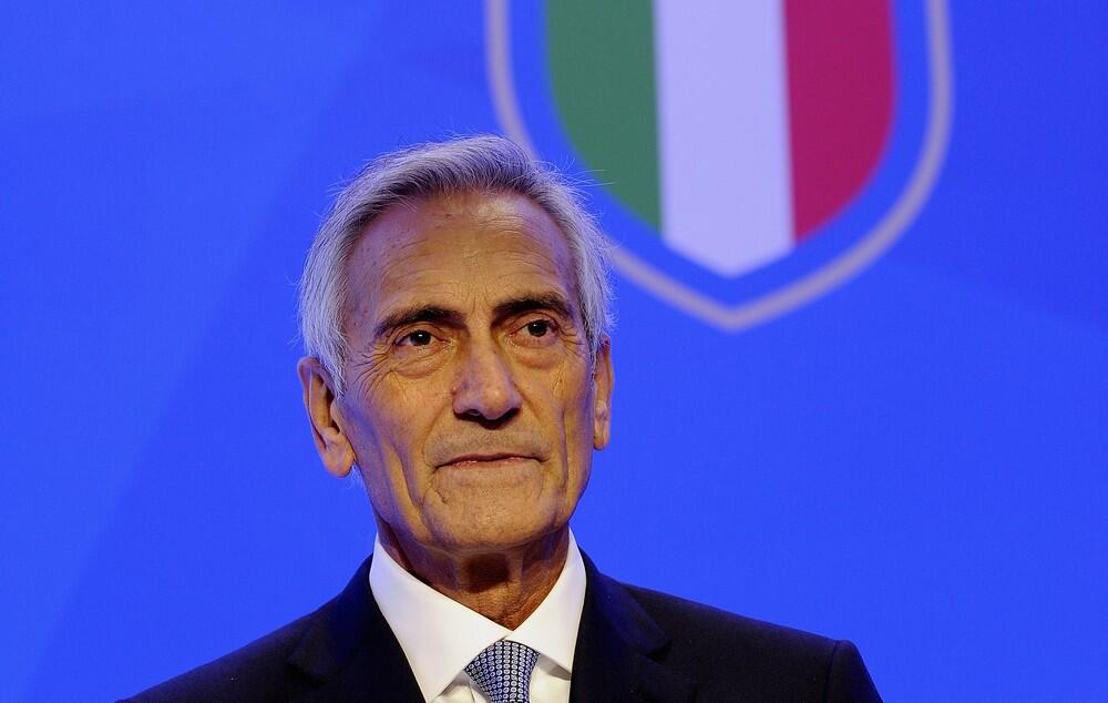 Σοκ στο ευρωπαϊκό ποδόσφαιρο: Πρόεδρος ομοσπονδίας κατηγορείται για ξέπλυμα μαύρου χρήματος! thumb