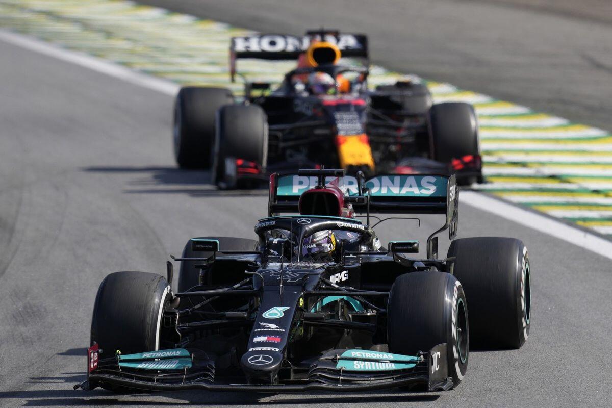 Formula 1: Προειδοποίηση στους Φερστάπεν - Χάμιλτον για ποινή μέχρι και αποκλεισμού στο Άμπου Ντάμπι thumb