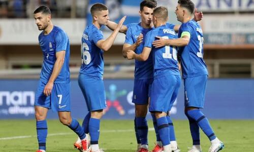 Τα νιάτα στο κέντρο του κάδρου, οι παλαιοί στο supporting cast thumb