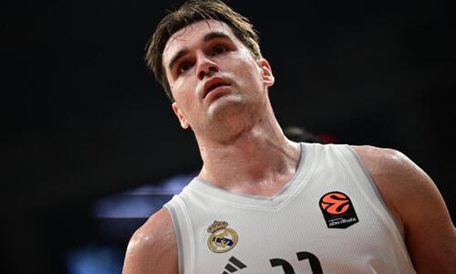 Η Dubai BC προσφέρει γη και ύδωρ στον Χεζόνια για να τον αρπάξει από τη Ρεάλ! thumb