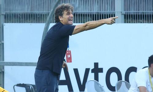 Ιδιάκεθ: «Στην εποχή του VAR, δύσκολο να δοθεί τέτοιο πέναλτι» thumb