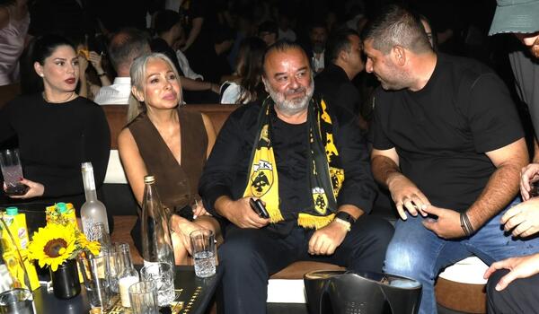 Ο Ηλιόπουλος μοίρασε πριμ σε όλους τους υπαλλήλους της ΑΕΚ image