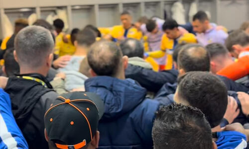 Η πορωτική ομιλία του Λαΐφη πριν το ντέρμπι με την Ομόνοια! (ΒΙΝΤΕΟ) thumb