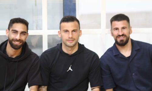 Πήραν την ευκαιρία… thumb