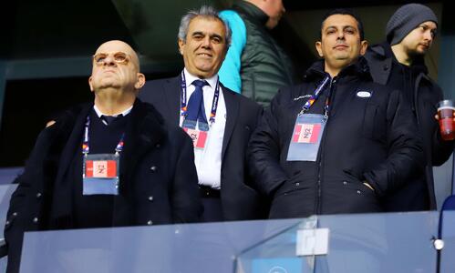Στα επίσημα (pics) thumb