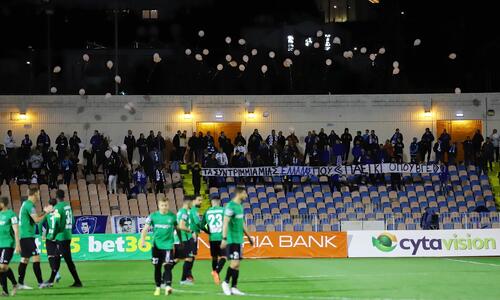 Με λευκά μπαλόνια και μήνυμα, αποχαιρέτησαν όσους χάθηκαν στα Τέμπη! thumb
