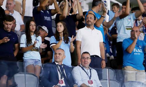Αυτού του παίκτη τη φανέλα πήρε ο ΠτΔ Νίκος Χριστοδουλίδης thumb