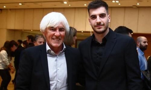 Γιοβάνοβιτς για Ιωαννίδη: «Δεν θα πάει πουθενά, είναι το μέλλον του Παναθηναϊκού»! thumb