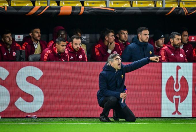 Στην έξοδο ο προπονητής, σκέψεις επιστροφής Ντε Ρόσι thumb