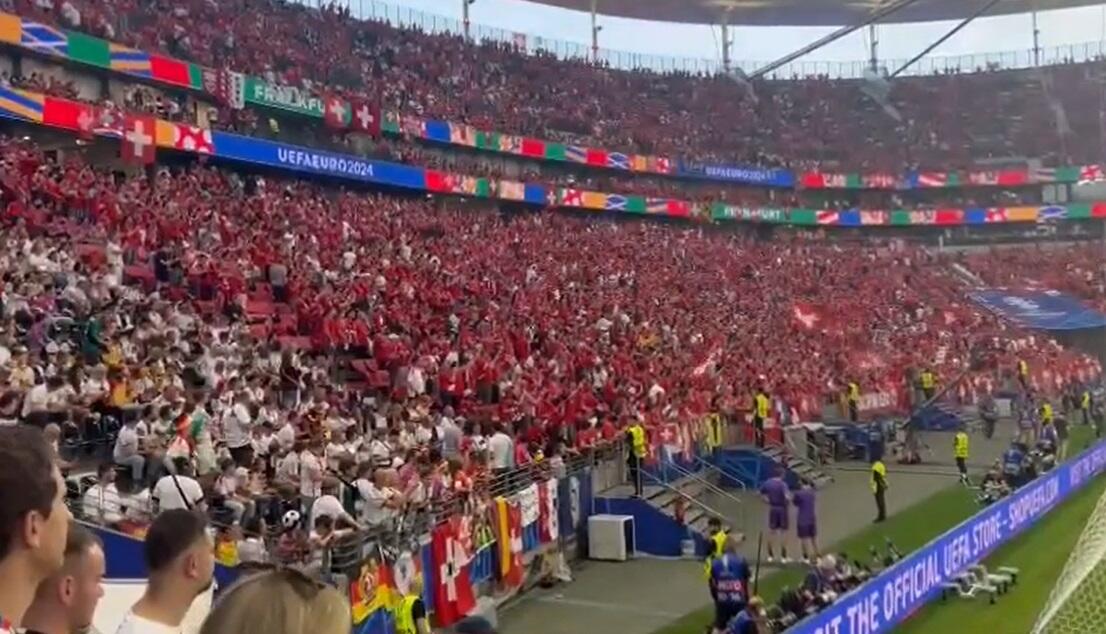 Βίντεο ST: Η ατμόσφαιρα στο Ελβετία-Γερμανία thumb