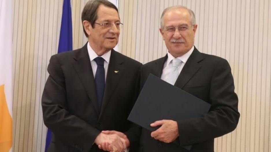 «Ο Παπαχαραλάμπους μου είπε ότι έχει στόχο ζωής να καταστρέψει τον Αναστασιάδη» thumb