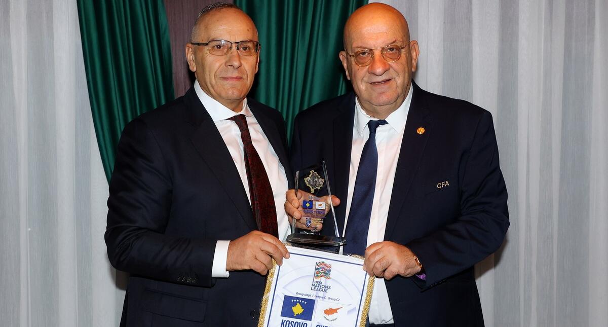 Επίσημη υποδοχή από την ομοσπονδία του Κοσόβου thumb