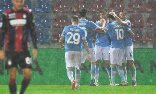  Η Λάτσιο εύκολα 2-0 την ουραγό Κροτόνε thumb