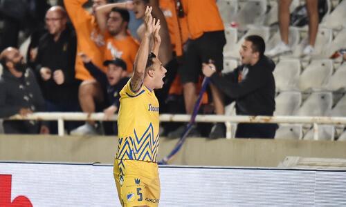 Στην αντεπίθεση ο Σόουζα για ΑΕΛ: «Οι χαμένοι βρίσκουν δικαιολογίες» thumb