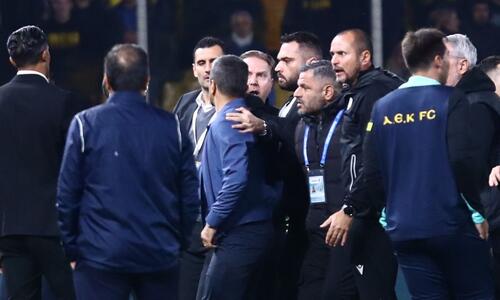 ΑΕΚ - ΠΑΟΚ: Ένταση ανάμεσα σε Λουτσέσκου και Κοσμά! (ΦΩΤΟΣ) thumb