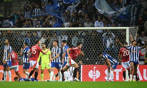 Europa League: Ο Μαγκουάιρ έδωσε «παράταση» στον Τεν Χαγκ, «καταιγίδα» η Λιόν thumb
