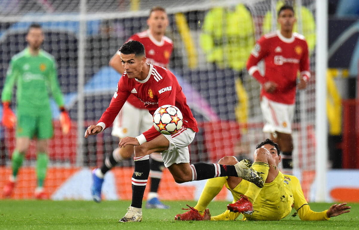 Champions League: Υπόκλιση στον Ρονάλντο, βουλιάζει η Μπαρτσελόνα! thumb