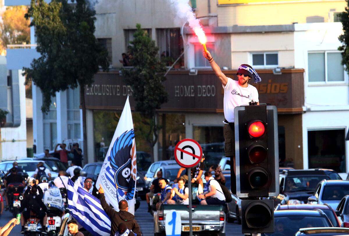 Τρέλα για τους πρωταθλητές (pics) thumb