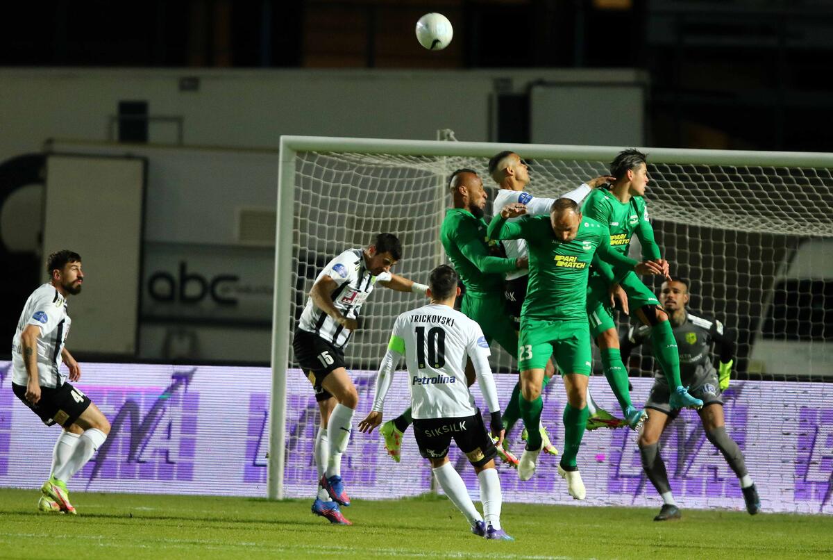 ΤΕΛΙΚΟ: Άρης-ΑΕΚ 2-0 thumb