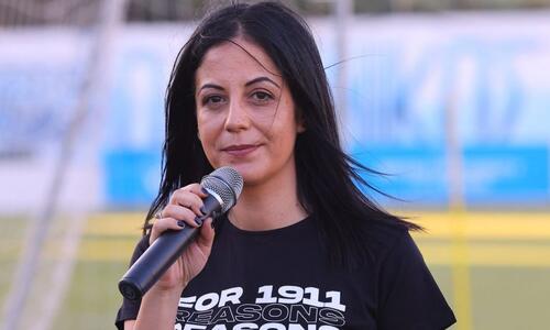 Μήνυμα από τη Μάρκου: «Μόνη δεν θα μείνει ποτέ...» thumb