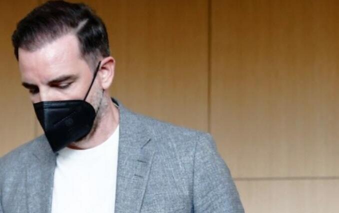 Η διπλή ζωή ενός ποδοσφαιριστή: την ημέρα στο γήπεδο, το βράδυ παιδόφιλος thumb