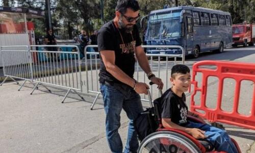 Ο μικρός Γιαννάκης στη Νέα Φιλαδέλφεια για τον τελικό (vid) thumb