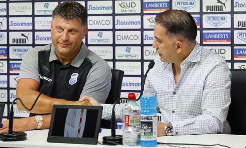 Επαναλαμβάνει ευλαβικά τα λάθη της περασμένης σεζόν thumb