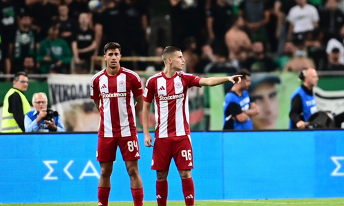 Η αντίδραση του Μουζακίτη μετά το γκολ του Κωστούλα thumb