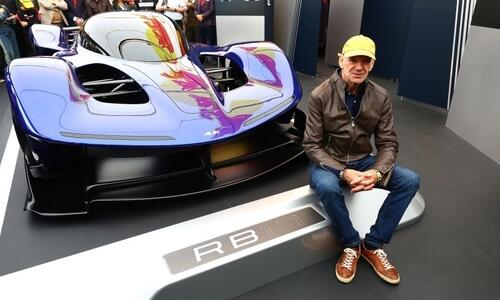 Νιούι: «Η RB17 μπορεί να ξεπεράσει τα μονοθέσια της F1» thumb